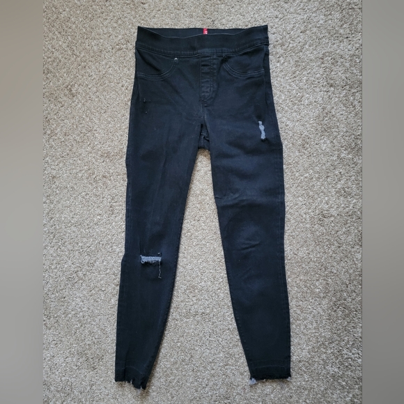 Spanx Black Distressed Skinny Jeans Jeggings Raw Edge Small - Picture 10 of 13